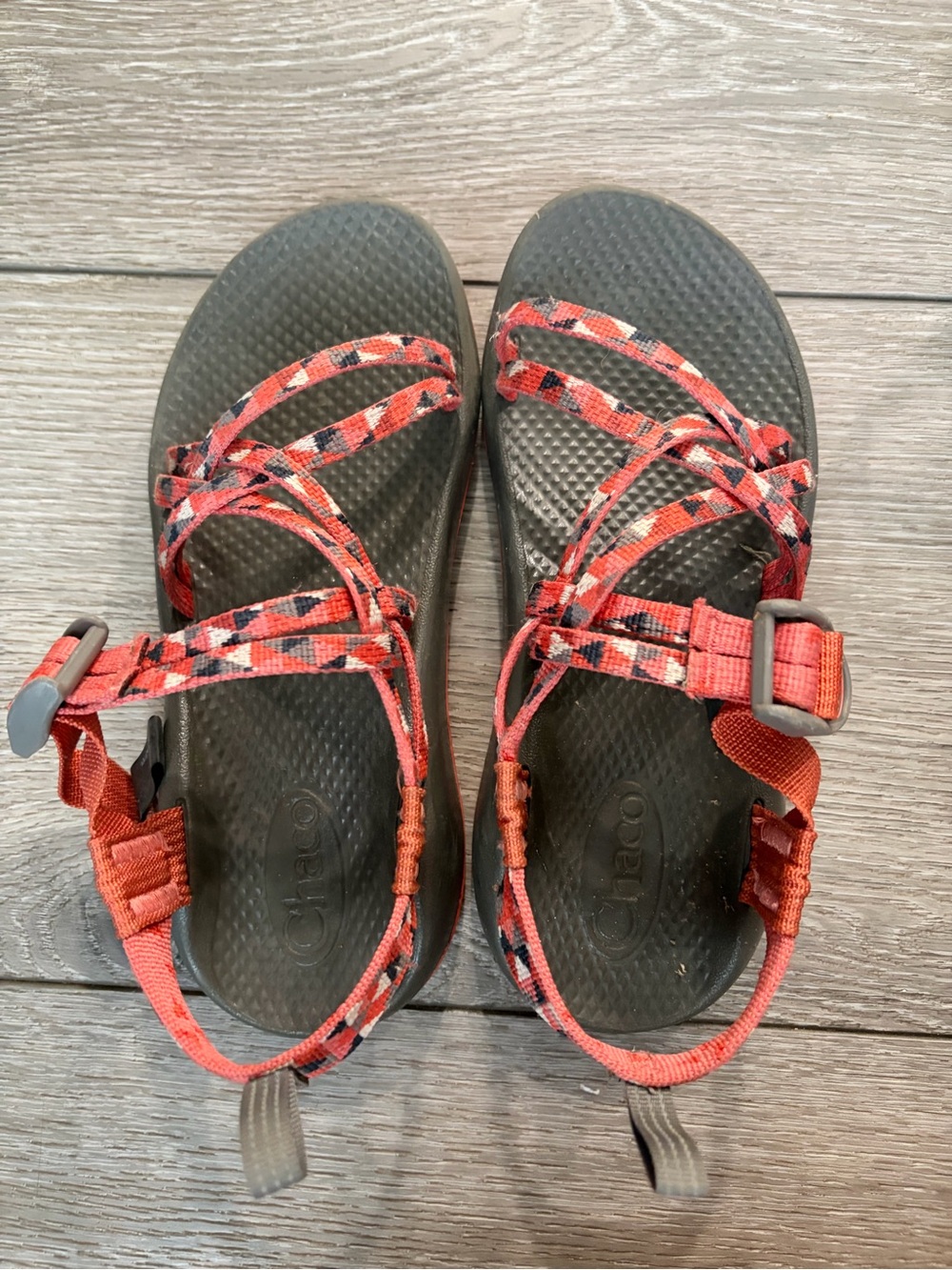 Chaco Kids Coral-Patterned Strappy Sandals